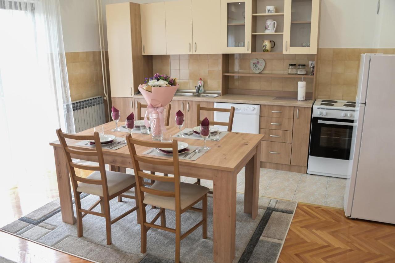 Apartman Simovic Требине Екстериор снимка